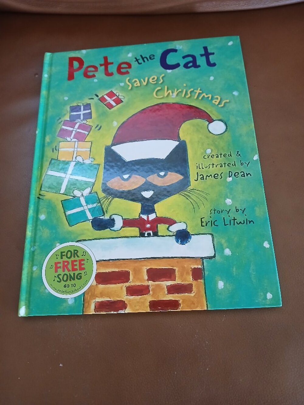 Pete the Cat Saves Christmas  by James Dean  Used Hardcover